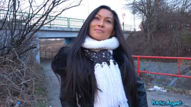 PublicAgent - Suzie Q - Hot Thai in gas station toilet fuck