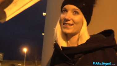 PublicAgent - Ssindy Rako - Hot blonde fucks for czech cash
