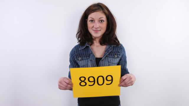 Czech Casting - Radka 8909