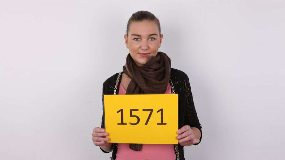 Czech Casting - Jana aka Catie Diamond - 1571