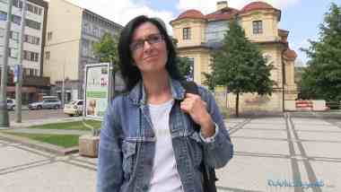 PublicAgent - Laura - E198