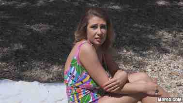 PublicPickUps - Ayda Swinger - Euro Chick's Swingin' Big Naturals