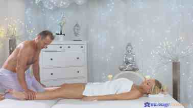 Massage Rooms - Nathaly Cherie - Orgasmic Massage For Big Tits MILF