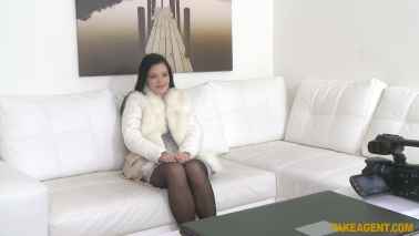 FakeAgent - Anie Darling - Fit Skinny Model Seduced by Agent