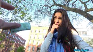 PublicAgent - Arwen Gold - Public Fucking with a Lost Russian
