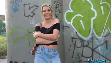 PublicAgent - Sienna Day - Great British Boobs Fucked in Czech