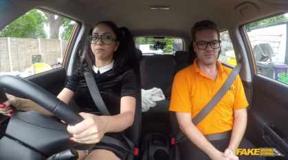 FakeDrivingSchool - Julia De Lucia - Learner Sucks Cock For Lessons