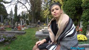Public Agent - Salvaggia - Public blowjob before car fuck