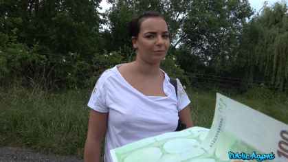 Public Agent - Sophia Laure - Hot Tourist Picnic Bench Creampie
