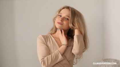 ClubSeventeen - Calibri Angel - Solo