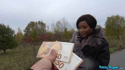 PublicAgent - Kiki Minaj Fucked Outside