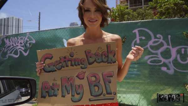 StrandedTeens - Emma Hix - Hitchhiking For Dick