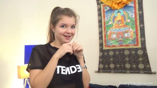 HeavyOnHotties - Renata Fox - Babyfaced anal Queen