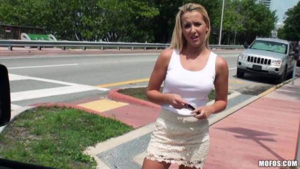 StrandedTeens - Tucker Starr - Let My Tits Do the Talking