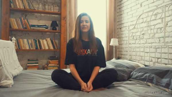 SexArt - Sybil A - Follow My Footsteps BTS