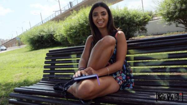 PublicPickups - Frida Sante - Frisky Friday