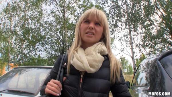 PublicPickUps - Bela aka Bella Baby - Fuck Me In The Backseat