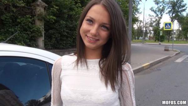 StrandedTeens - Foxy Di - Cutie Gets Roadside anal