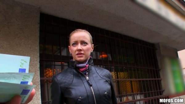 PublicPickUps - Vicktoria Redd - Pay To See Your Tits