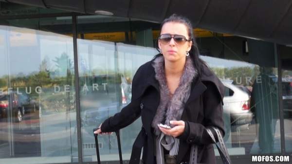 PublicPickUps - Zuzana aka Kirsten Plant - Fuck the Solo Act, let's go Hardcore