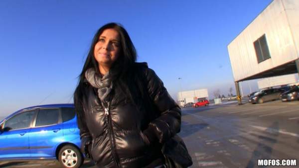 PublicPickUps - Vikky aka Victoria Blaze - Selling Sex-Work To The Shopgirl