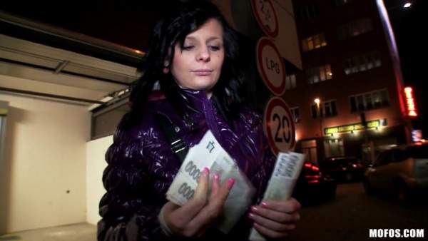 PublicPickUps - Maja - Night Time Is The Right Time