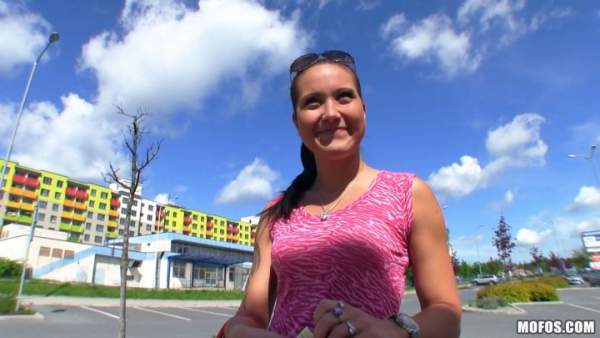 PublicPickUps - Agata - Working Out Her Butt