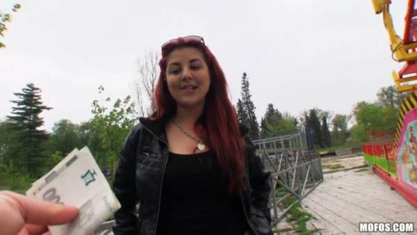 PublicPickUps - Sophia Wild - Carnival Cunt