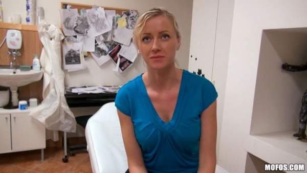 PublicPickUps - Vicktoria Redd - Tattoo My Tits