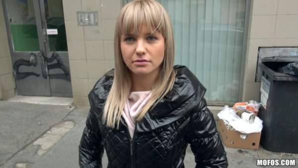 PublicPickUps - Mikayla aka Bella Baby - Fucking on the Pool Table