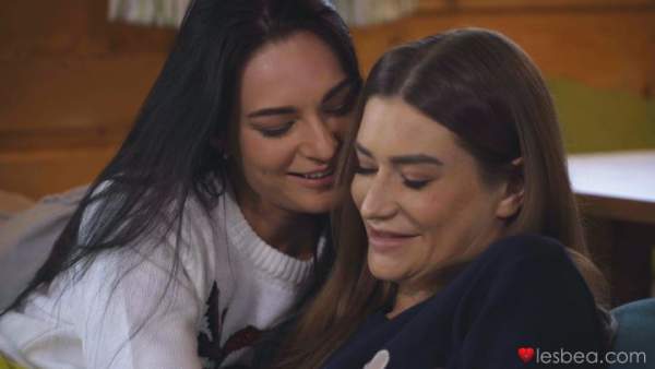 Lesbea - Tasty Stacey And Leanne Lace - Young Lesbians Cuddle Up Together