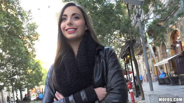 PublicPickUps - Carla Cross - Euro Chick Sucks Dick In Elevator