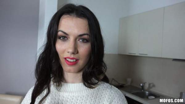 PublicPickUps - Sarah Highlight - Euro Broad Bangs Doggystyle