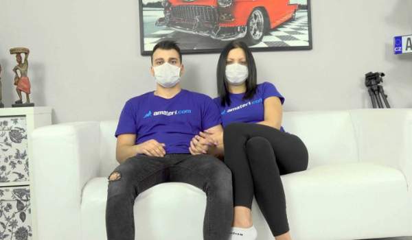 AmateriPremium - Julia Parker - The Horny Couple Is Not Afraid Of Coronavirus