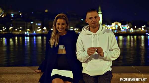 JacquieEtMichelTV - Cherry Kiss - Gives Us The Keys To Budapest