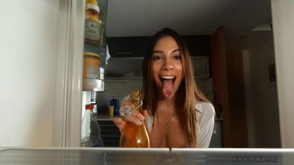 DaneJones - Baby Nicols - A Day In The Life During Quarantine