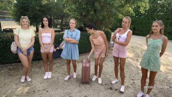 LifeSelector - Virgin's Camp