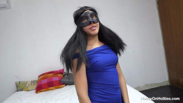 HeavyOnHotties - Canela Mask - Shit Scene