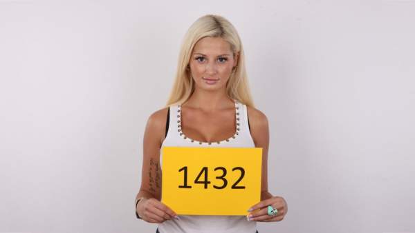 CzechCasting - Zuzana 1432