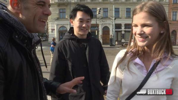 BoxTruckSex - Sarah Kay visiting the massage studio