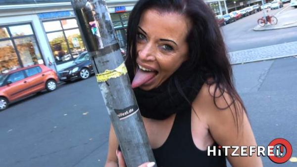 Hitzefrei - A Chick-Boy Schoki Bangs Big-Boobed Slut Dacada During A Fuck Date!