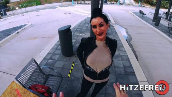 Hitzefrei - Sidney Dark - Gothic MILF With Big Tits Enjoys A Hardcore Fuck!