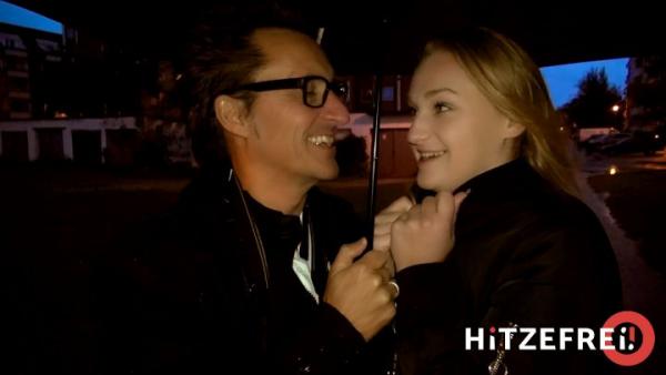 Hitzefrei - Scarlett Scott - Teen With Daddy Issues Gets Pounded By An Older Stud!