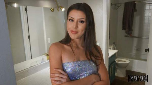 ShareMyBF - Kaitlyn Katsaros and Catalina Ossa - 3's Cumpany