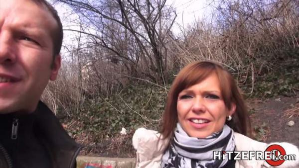 Hitzefrei - Melina Pure - Quickly Melina Is Naked And They Both Fuck Her Hard In The Car