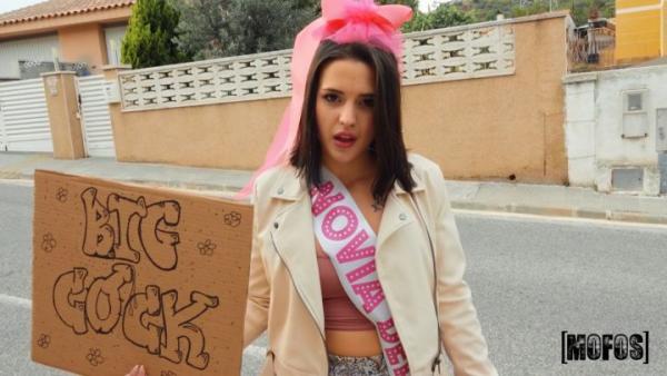 StrandedTeens - Serenia Keer and Jordi El Nino Polla - Desperate Cockhunter