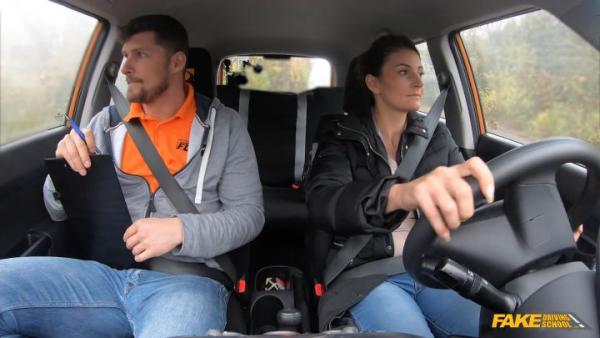 FakeDrivingSchool - Tiny Tina and Kristof Cale - Students Accidental TikTok Bag Challenge