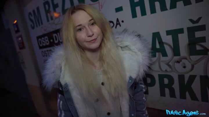 PublicAgent - Sweetie Plum - Fresh Face Model Facial