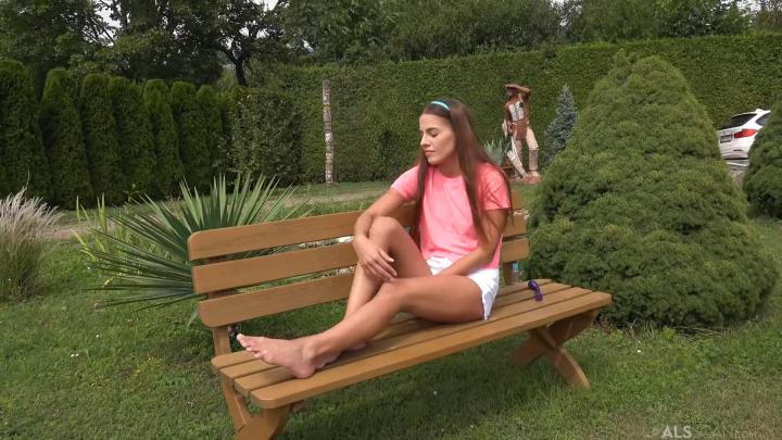 ALSScan - Eveline Dellai - Bench Warmer