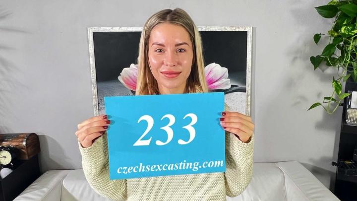 CzechSexCasting 233 - Lucky Bee and Mr. XY - Blonde without limit shows her skills